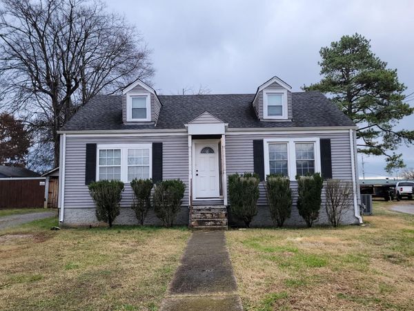 1022 Poplar Ave, Murfreesboro, TN 37129