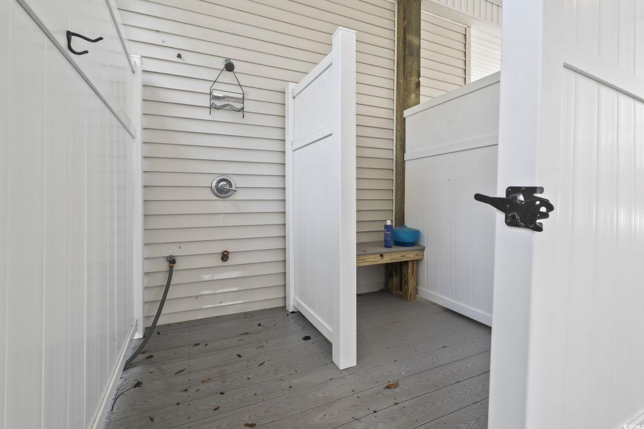 9683 Glenn Ellen Way Photo 23