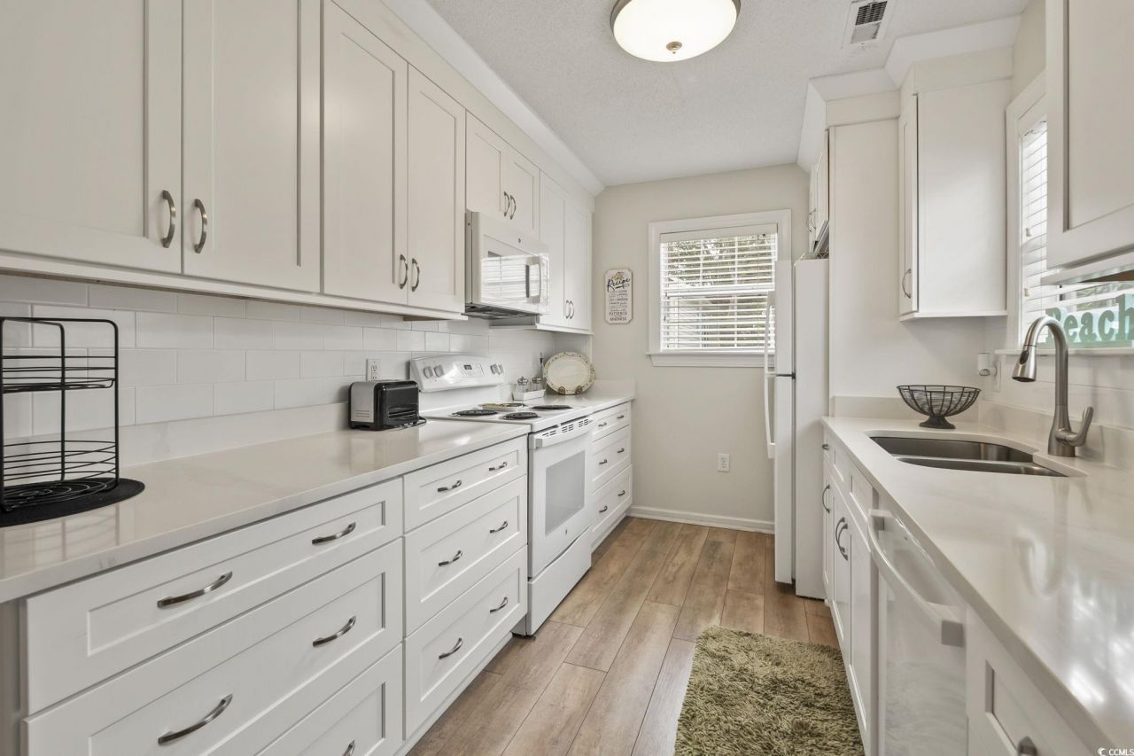 9683 Glenn Ellen Way Photo 6