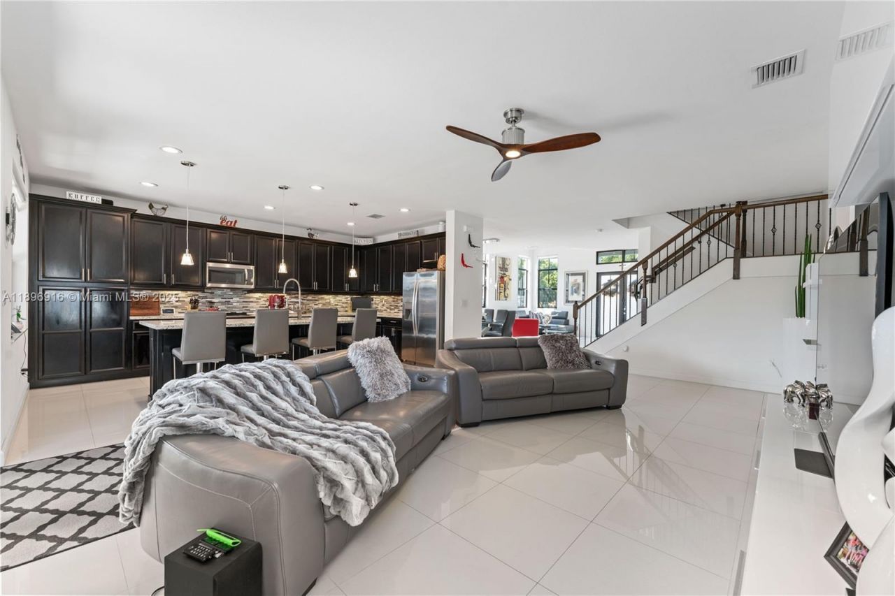 14856 SW 27th Ter, Miami, FL 33185 Photo