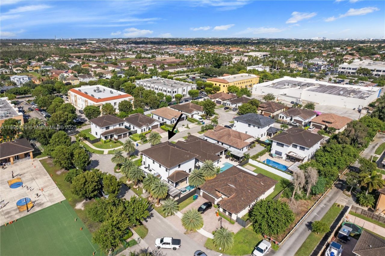 14856 SW 27th Ter, Miami, FL 33185 Photo