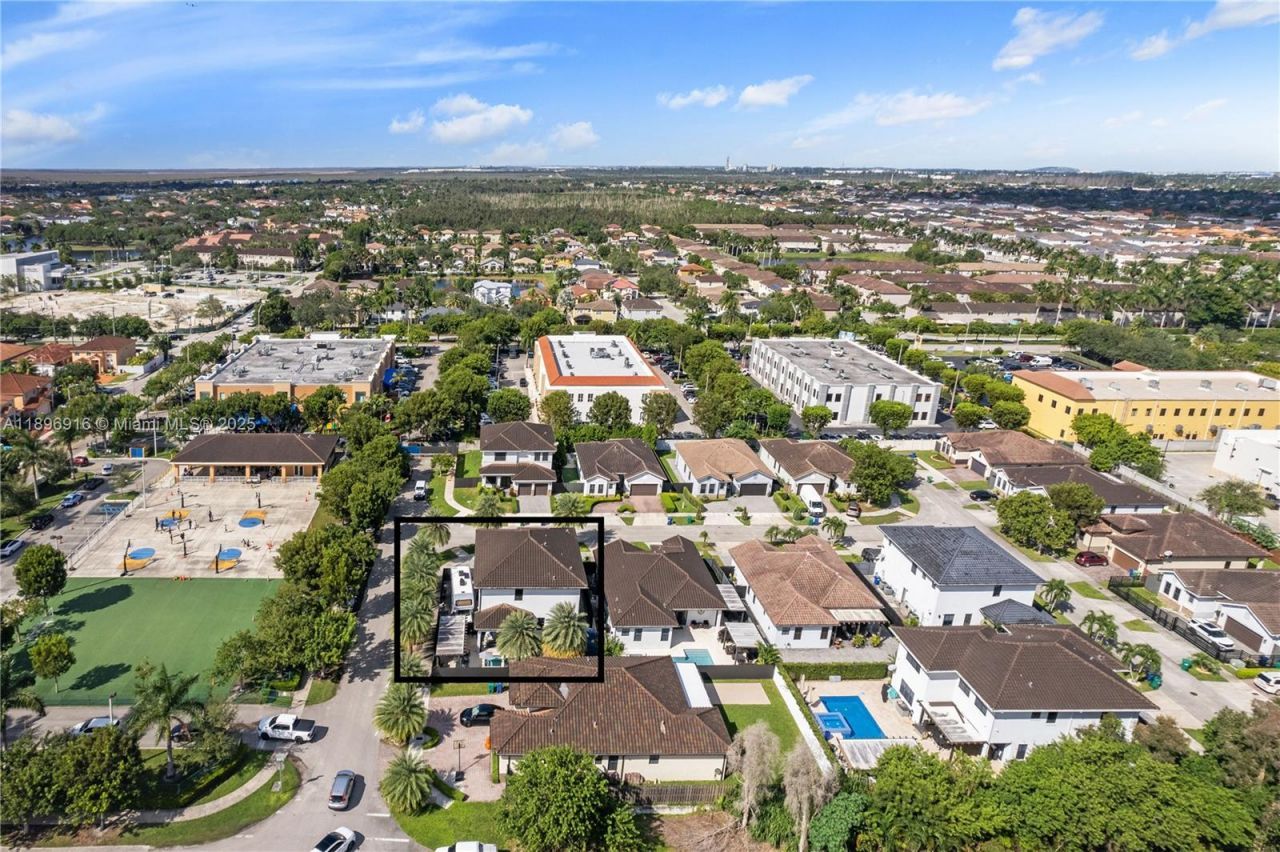 14856 SW 27th Ter, Miami, FL 33185 Photo