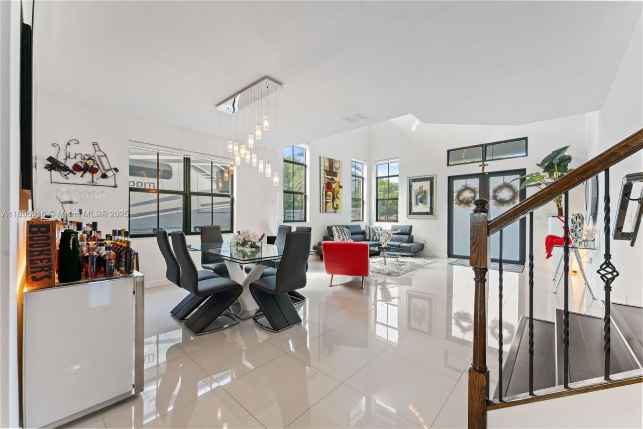 14856 SW 27th Ter, Miami, FL 33185 Photo