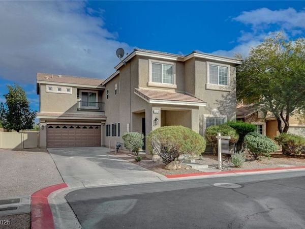 9310 Pinarello Street, Las Vegas, NV 89178