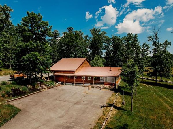 16 Baby Back Place, Pipestem, WV 25979