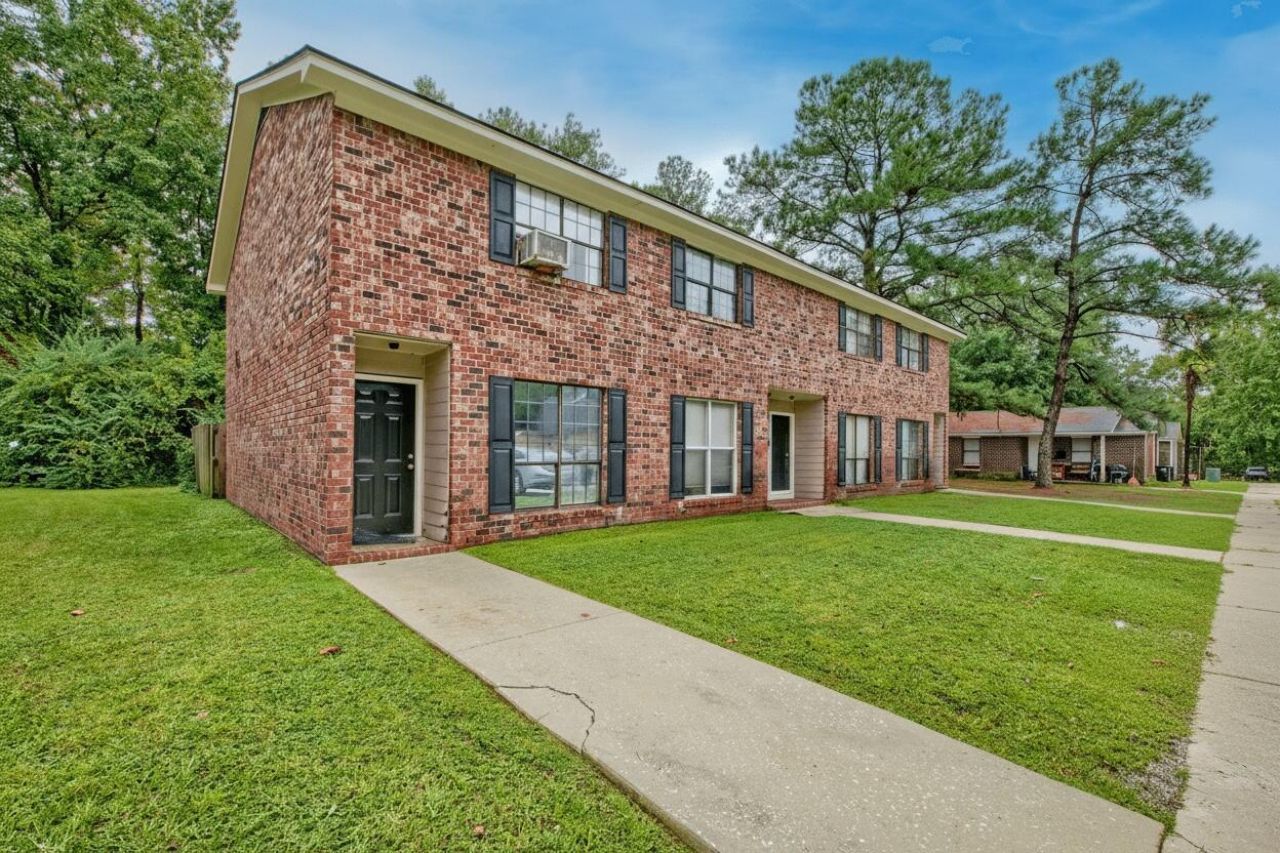 Magwood Drive And Jedi Lane Photo 16