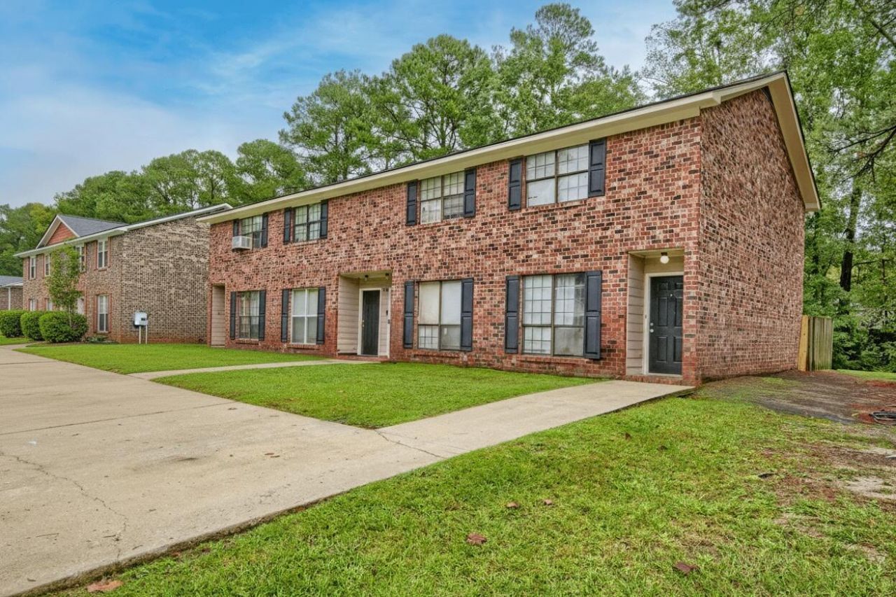 Magwood Drive And Jedi Lane Photo 17