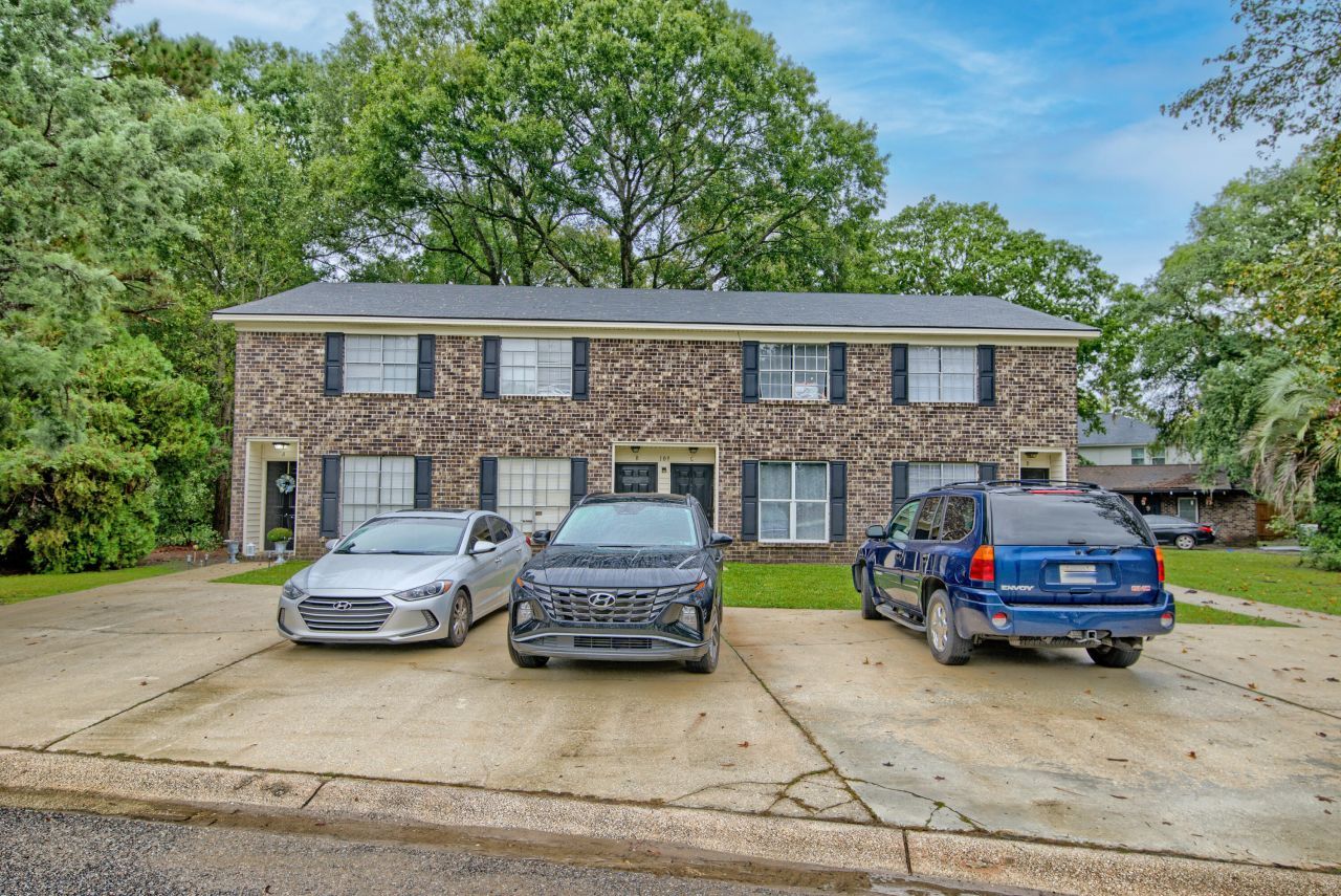 Magwood Drive And Jedi Lane  Photo 36