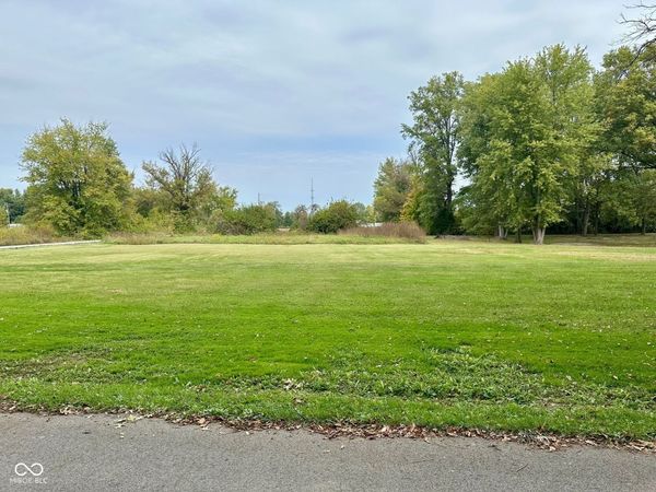 000 E Franklin Street, Farmersburg, IN 47850