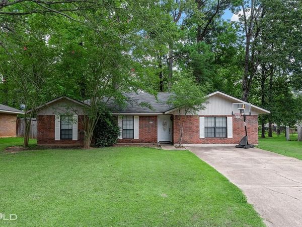 3410 Woodvine Circle, Haughton, LA 71037