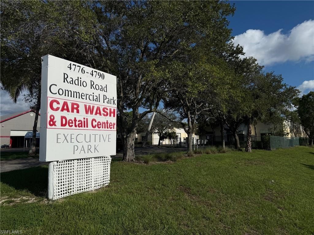 4776 Radio Rd, Unit 207, Naples, FL 34104 Photo