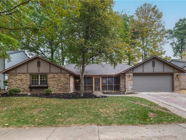 1013 Arapaho Trail, Tipp City, OH 45371