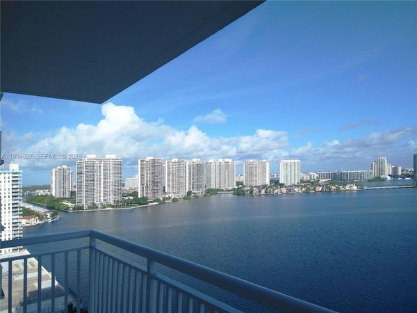 251 174th St, Unit 2002, Sunny Isles Beach, FL 33160
