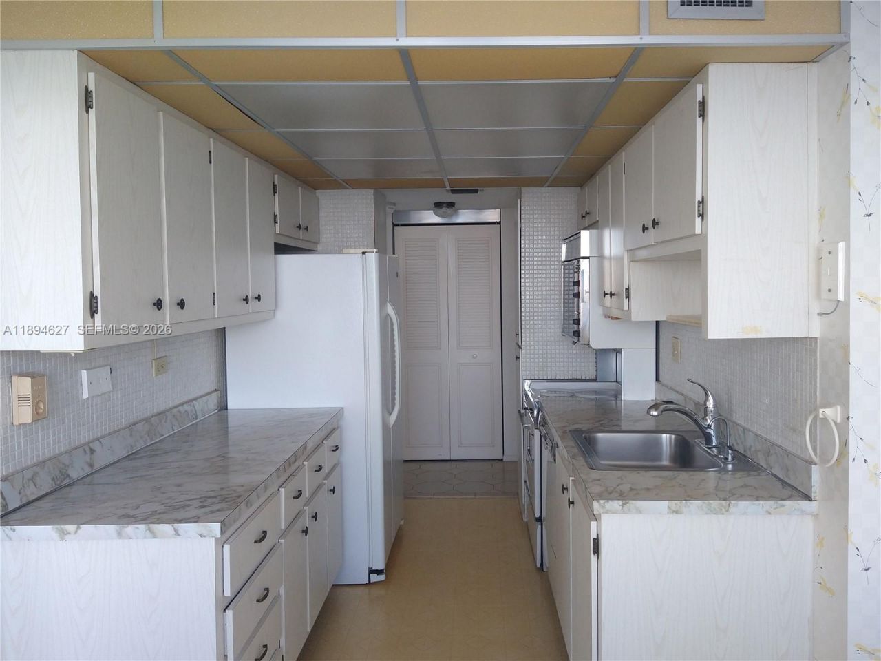 251 174th St, Unit 2002, Sunny Isles Beach, FL 33160 Photo