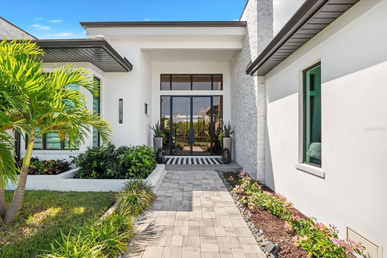 9482 Bluegill Circle, Port Charlotte, FL 33981 Photo