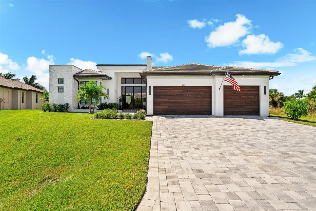 9482 Bluegill Circle, Port Charlotte, FL 33981 Photo