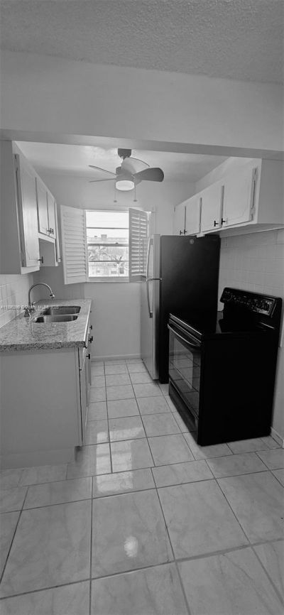 2145 Pierce St, Unit 305, Hollywood, FL 33020 Photo
