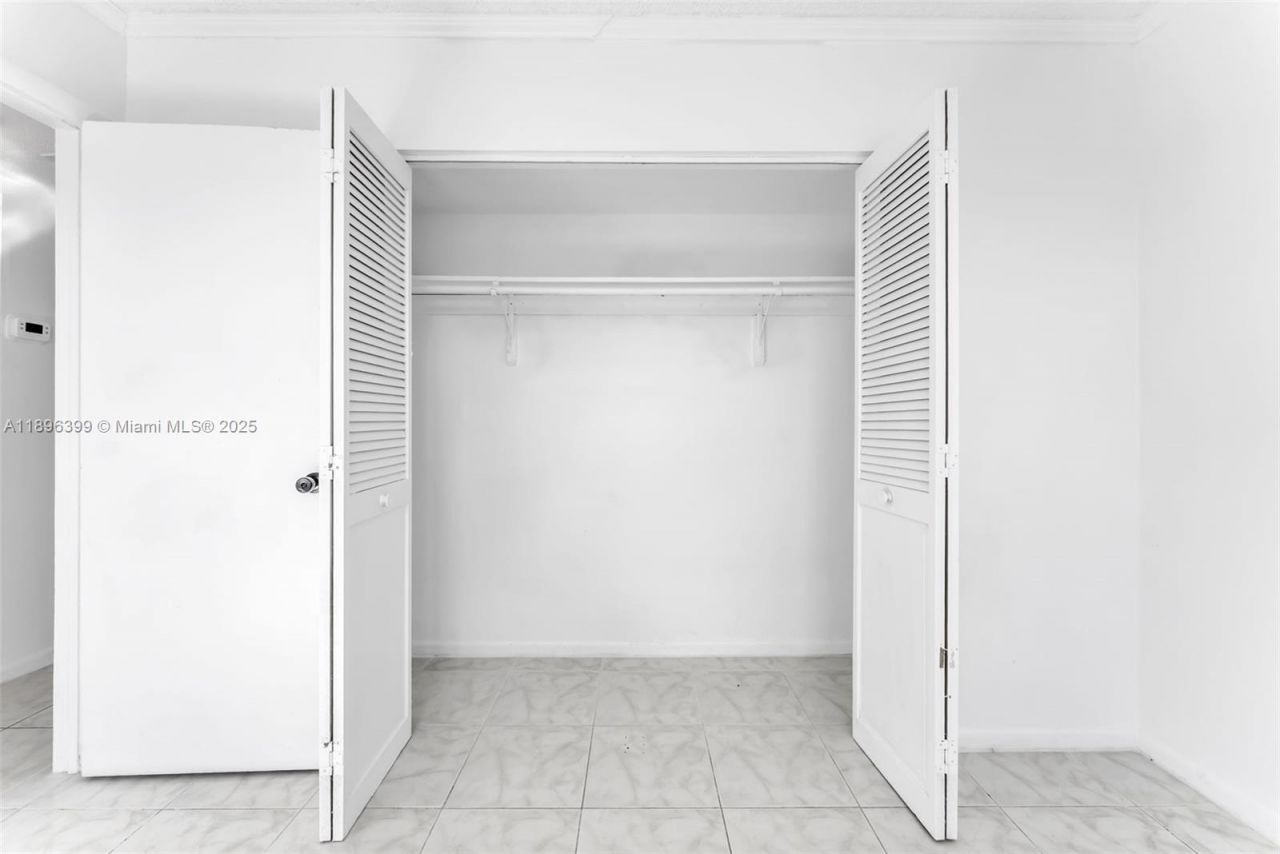 2145 Pierce St, Unit 305, Hollywood, FL 33020 Photo