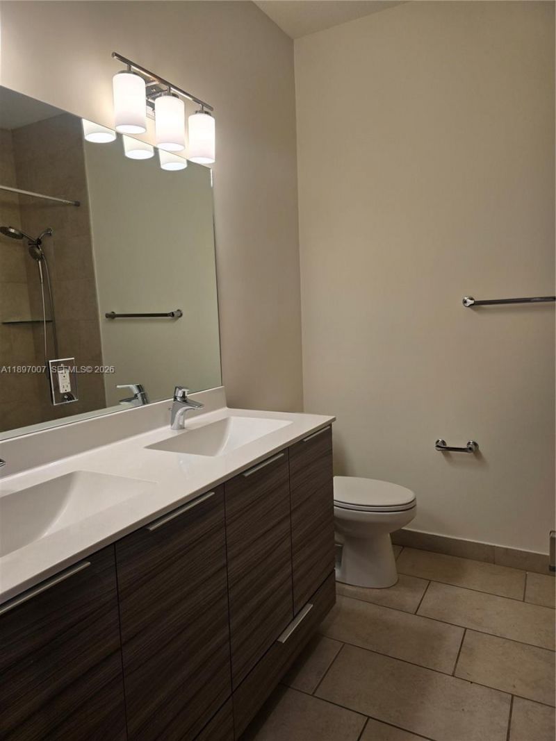 15930 NW 91st Ct, Miami Lakes, FL 33018 Photo