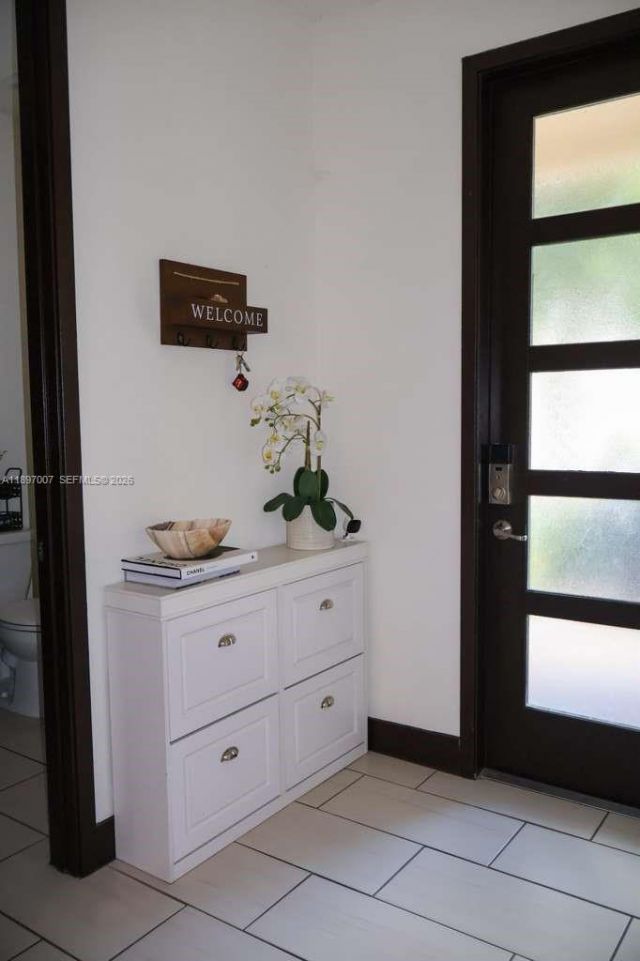 15930 NW 91st Ct, Miami Lakes, FL 33018 Photo