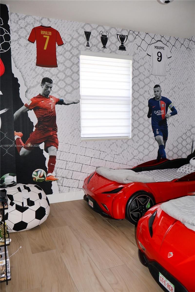 15930 NW 91st Ct, Miami Lakes, FL 33018 Photo