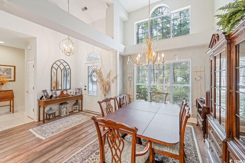 1614 Club Circle Dr. Photo 10