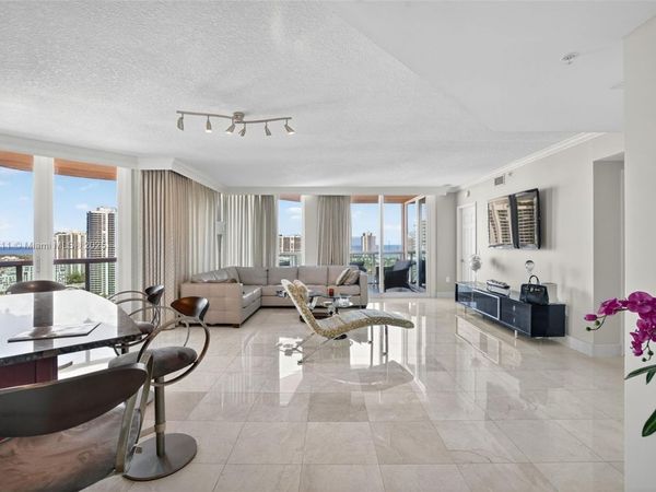 3370 Hidden Bay Dr, Unit 2607, Aventura, FL 33180