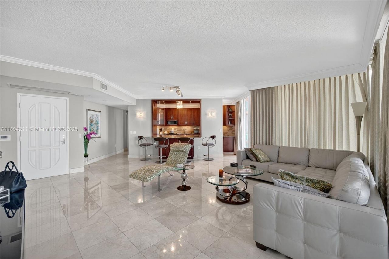 3370 Hidden Bay Dr, Unit 2607, Aventura, FL 33180 Photo