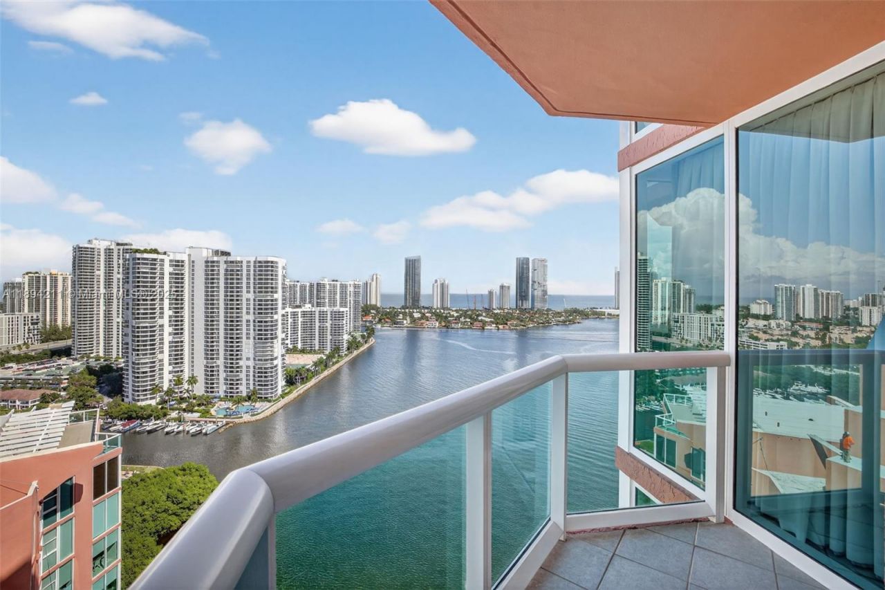 3370 Hidden Bay Dr, Unit 2607, Aventura, FL 33180 Photo