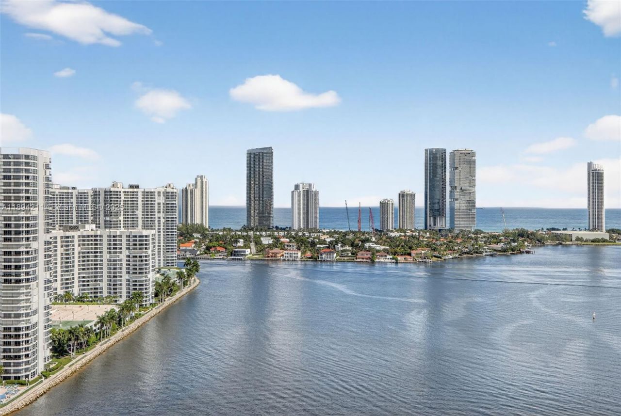 3370 Hidden Bay Dr, Unit 2607, Aventura, FL 33180 Photo