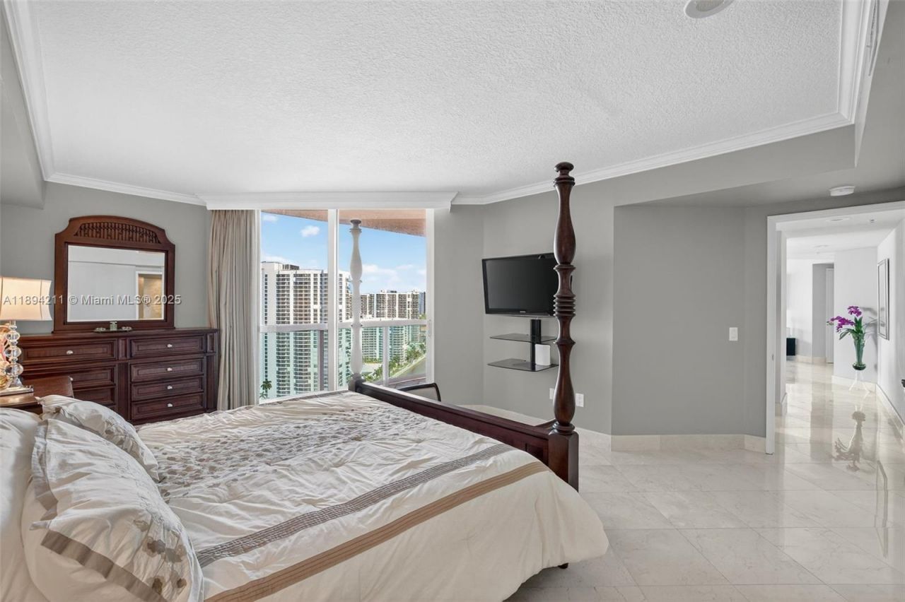 3370 Hidden Bay Dr, Unit 2607, Aventura, FL 33180 Photo
