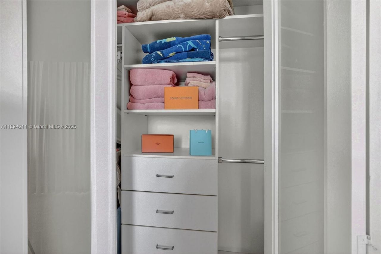 3370 Hidden Bay Dr, Unit 2607, Aventura, FL 33180 Photo