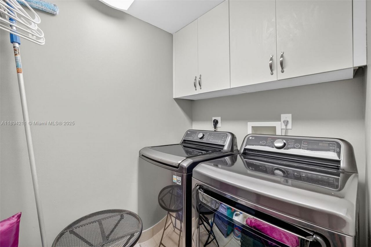 3370 Hidden Bay Dr, Unit 2607, Aventura, FL 33180 Photo