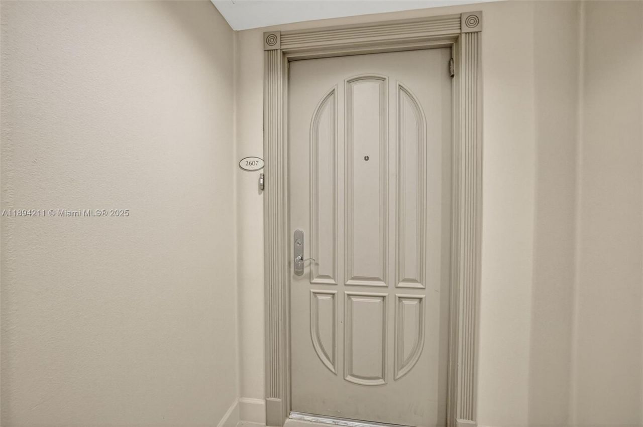 3370 Hidden Bay Dr, Unit 2607, Aventura, FL 33180 Photo