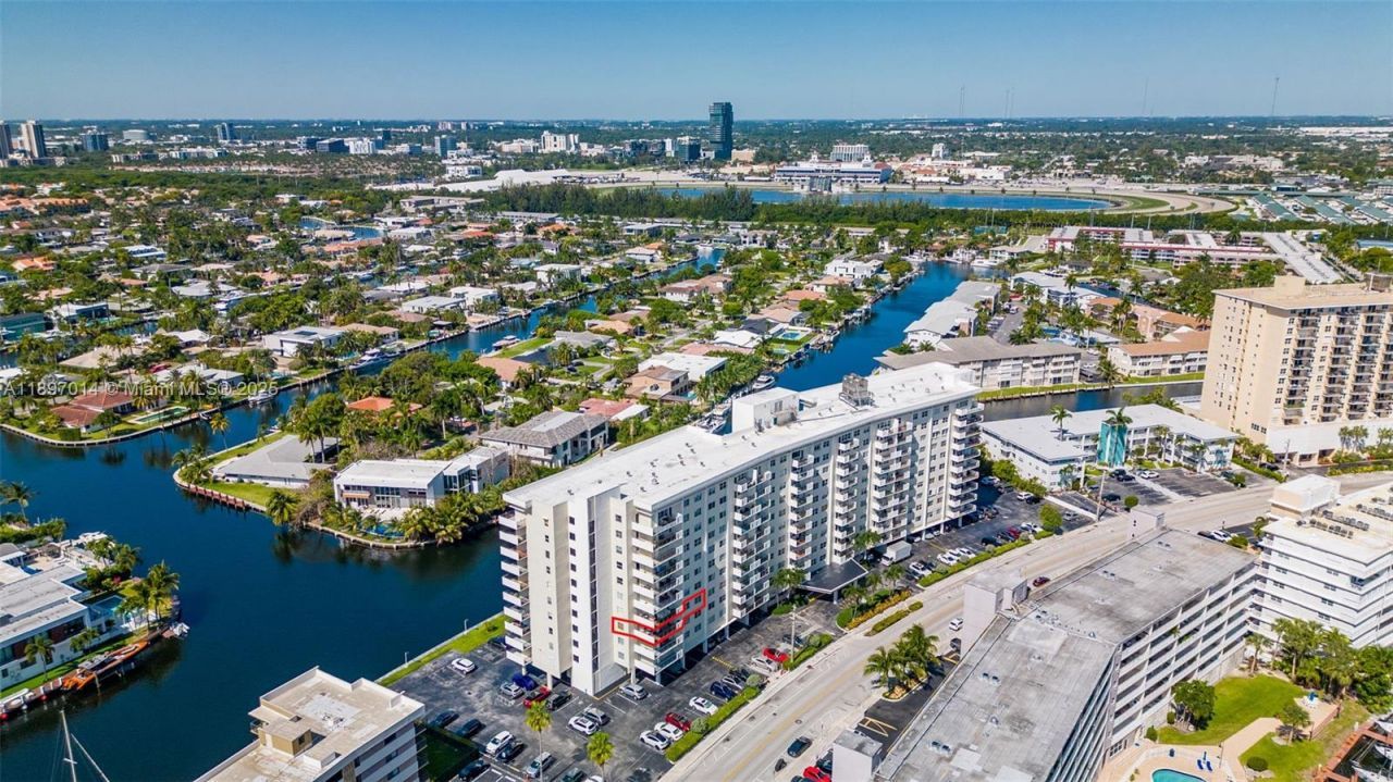 401 Golden Isles Dr, Unit 304, Hallandale Beach, FL 33009 Photo