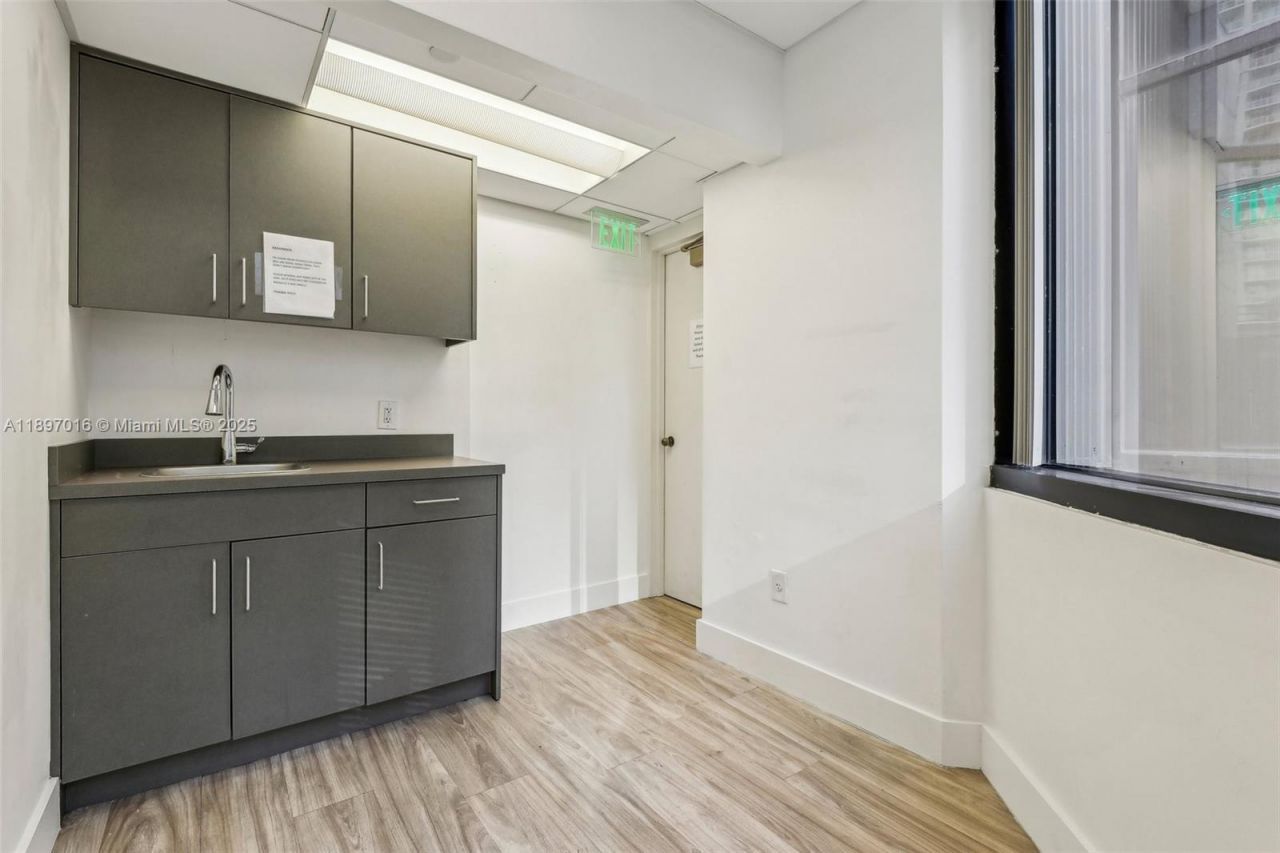 1200 Brickell Ave, Unit 520A-D, Miami, FL 33131 Photo
