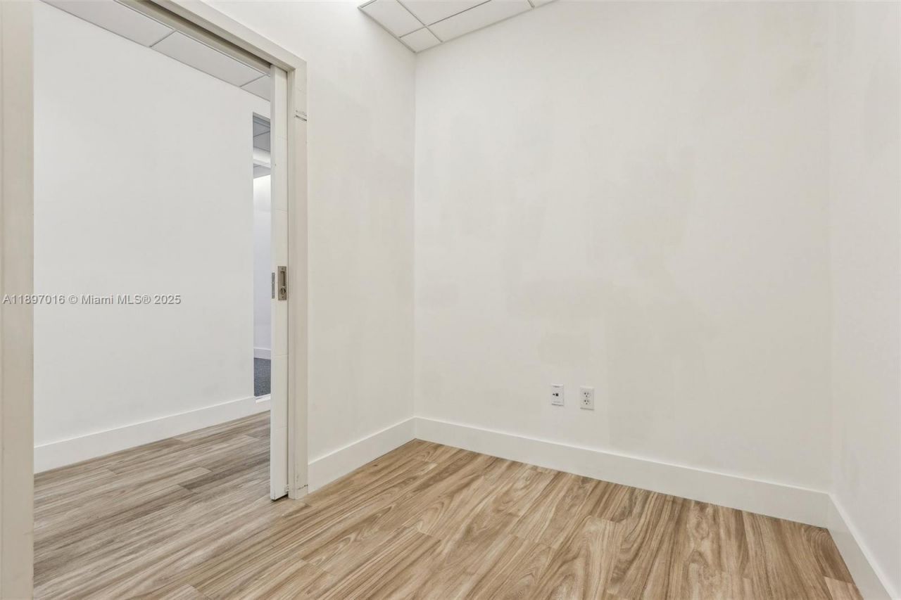 1200 Brickell Ave, Unit 520A-D, Miami, FL 33131 Photo