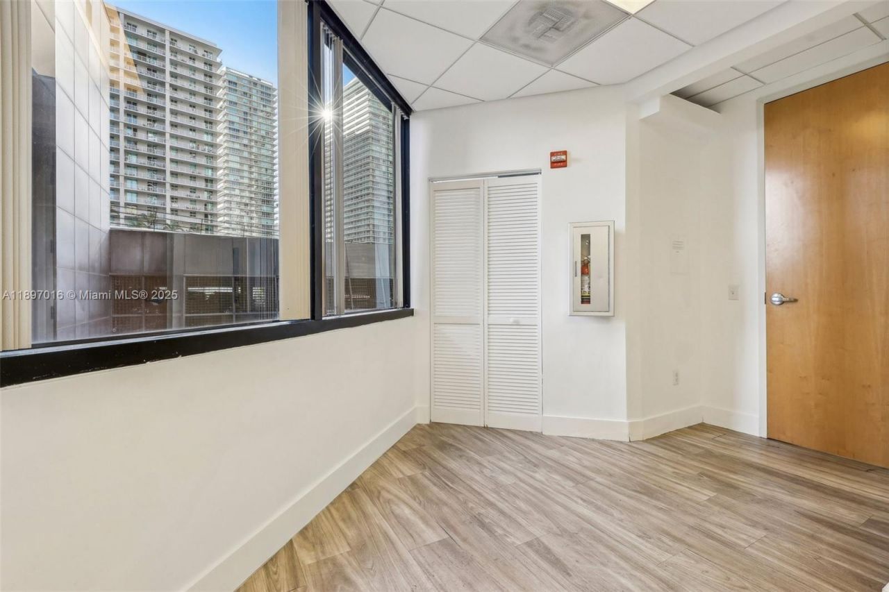 1200 Brickell Ave, Unit 520A-D, Miami, FL 33131 Photo