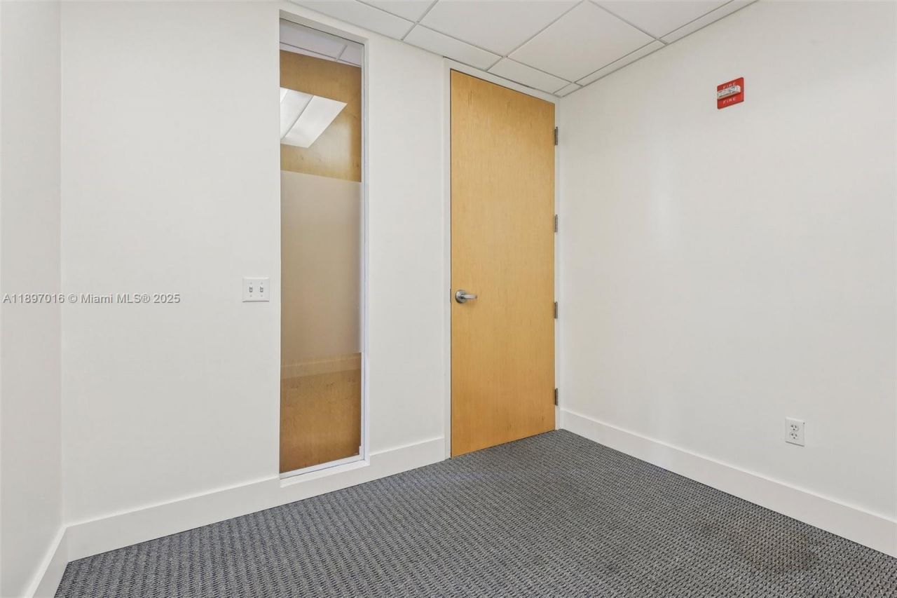 1200 Brickell Ave, Unit 520A-D, Miami, FL 33131 Photo