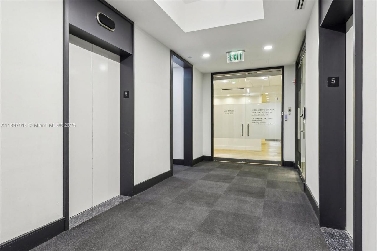 1200 Brickell Ave, Unit 520A-D, Miami, FL 33131 Photo