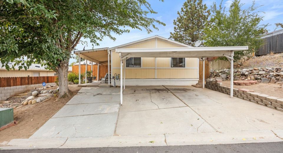 2735 Daffodil Way, Reno, NV 89512 Photo