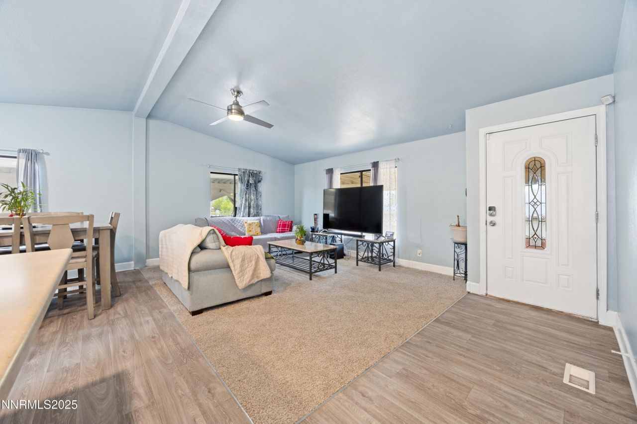 2735 Daffodil Way, Reno, NV 89512 Photo