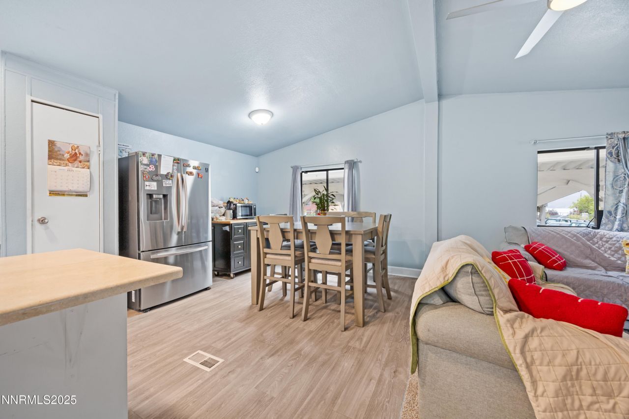 2735 Daffodil Way, Reno, NV 89512 Photo