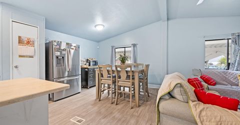 2735 Daffodil Way, Reno, NV 89512 Photo