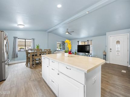 2735 Daffodil Way, Reno, NV 89512 Photo