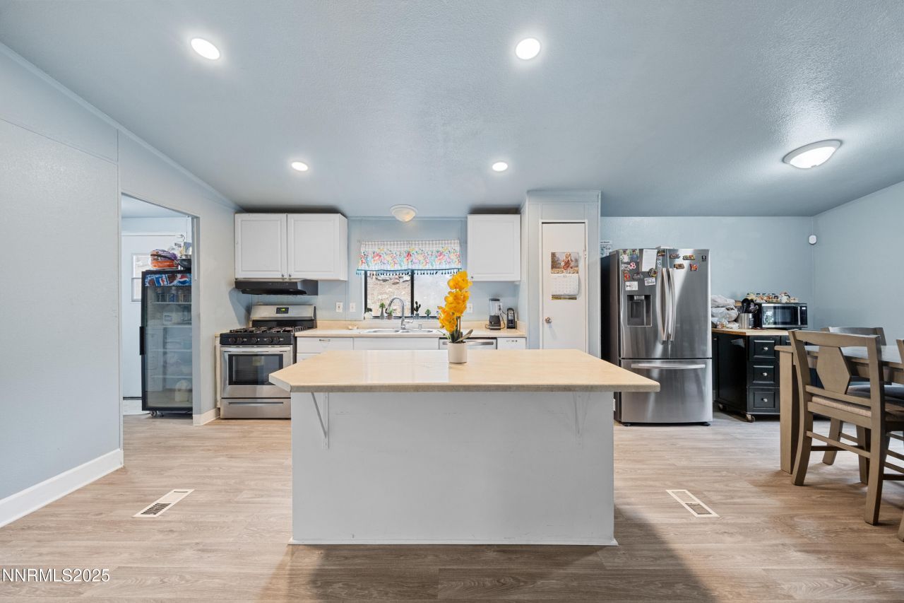 2735 Daffodil Way, Reno, NV 89512 Photo