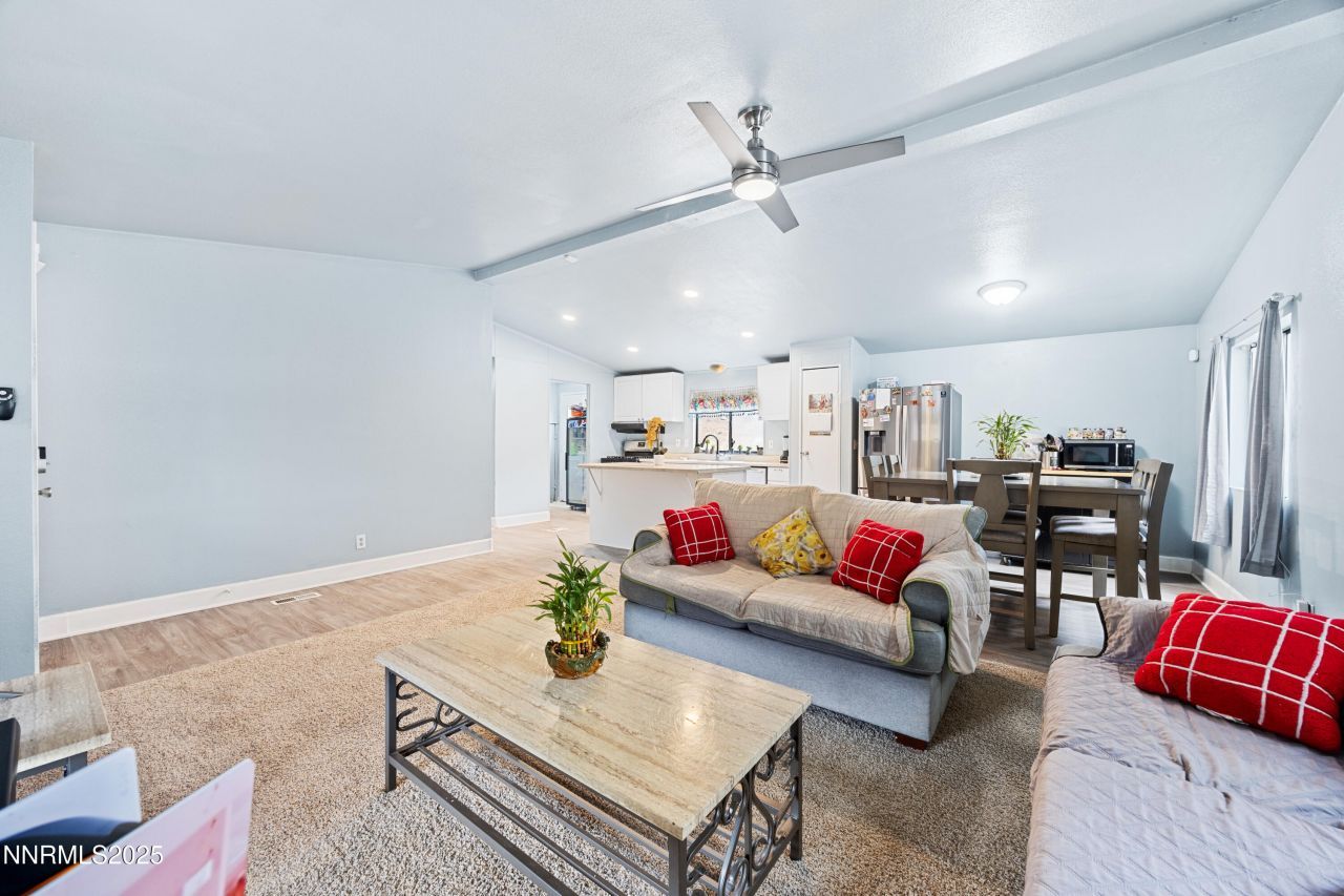 2735 Daffodil Way, Reno, NV 89512 Photo