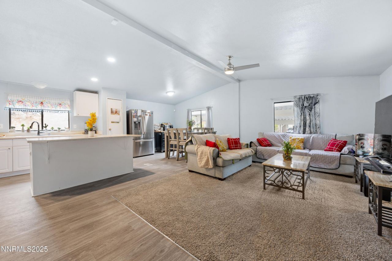 2735 Daffodil Way, Reno, NV 89512 Photo