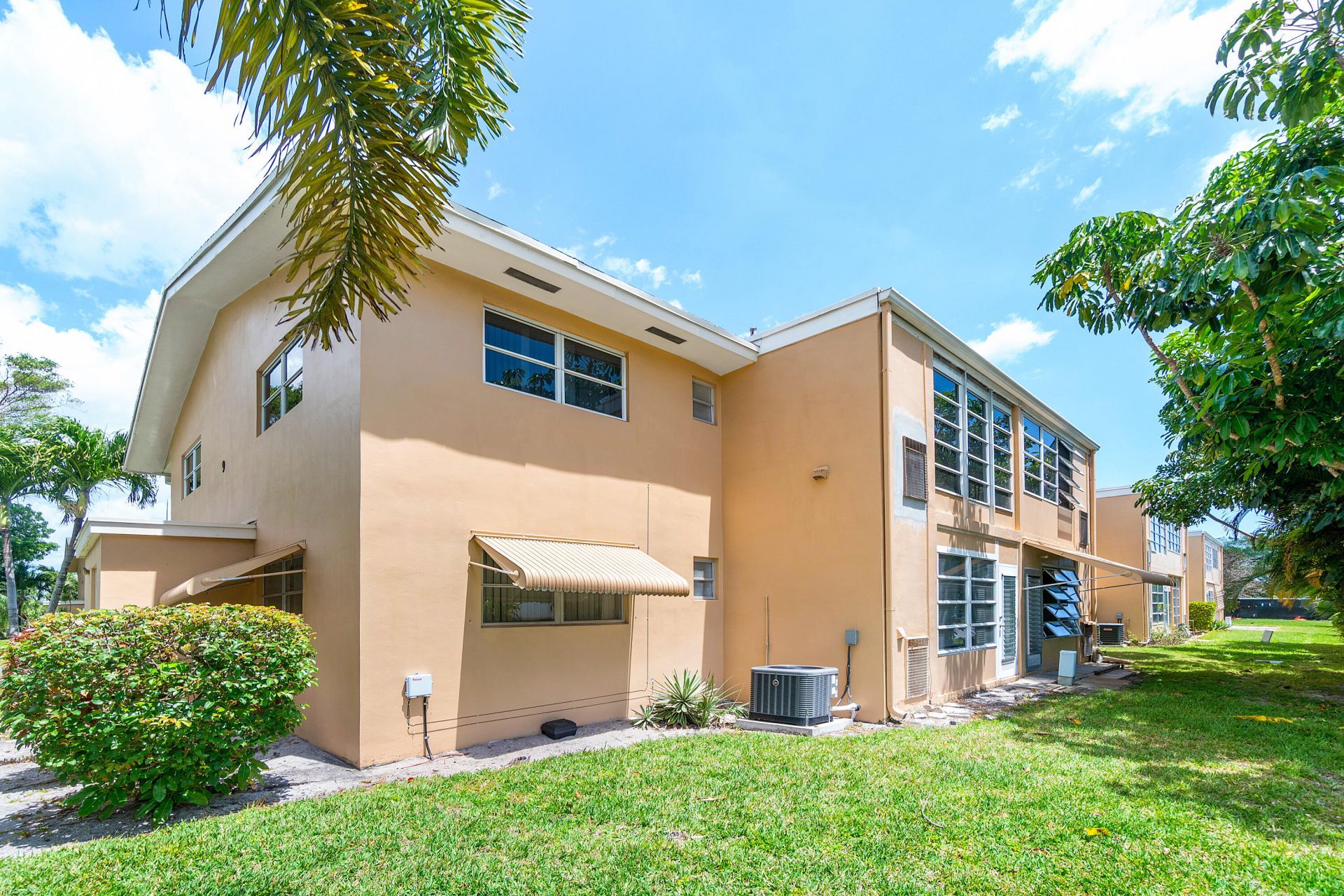 2102 NE 1st Way, Unit 206, Boynton Beach, FL 33435 Photo