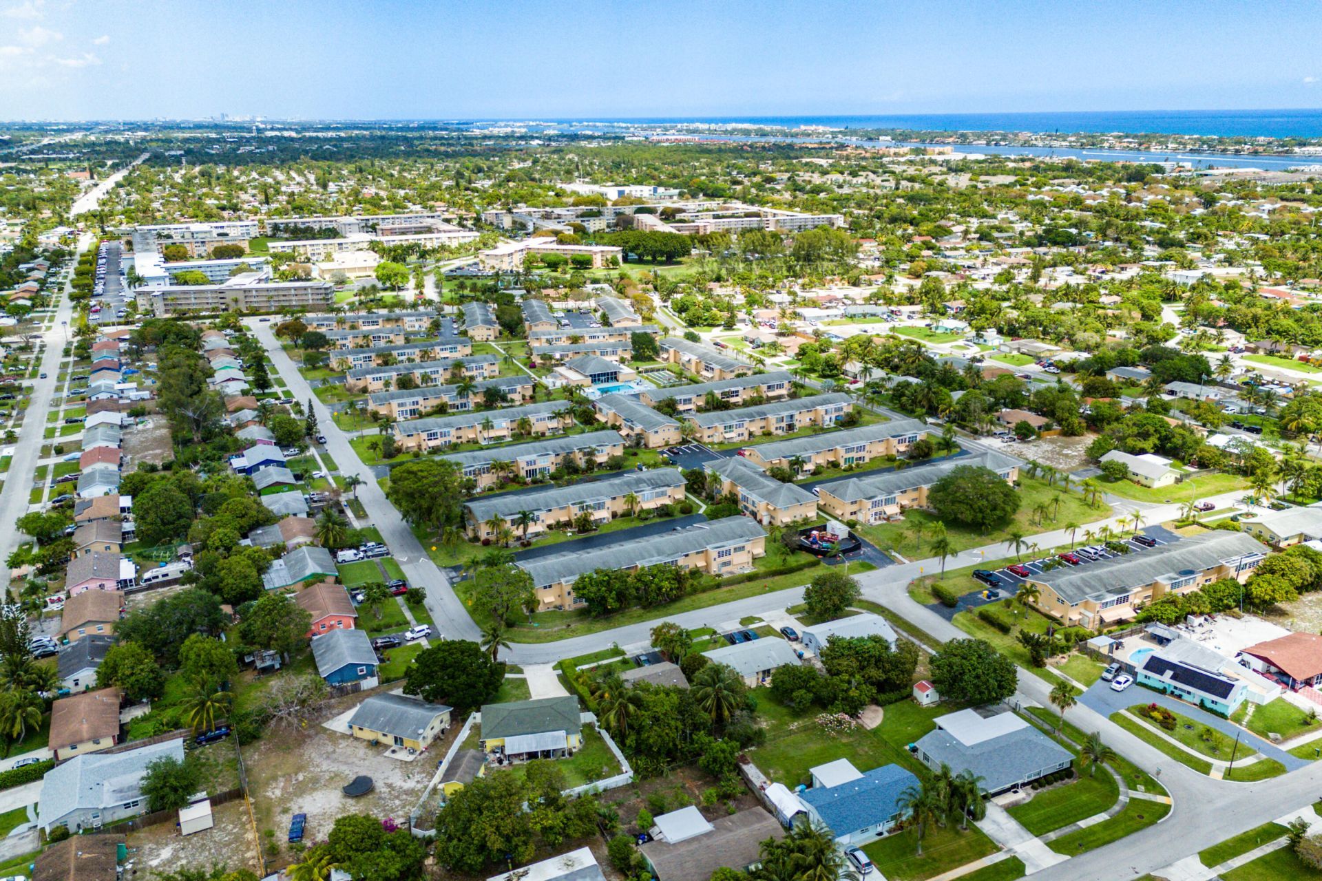 2102 NE 1st Way, Unit 206, Boynton Beach, FL 33435 Photo